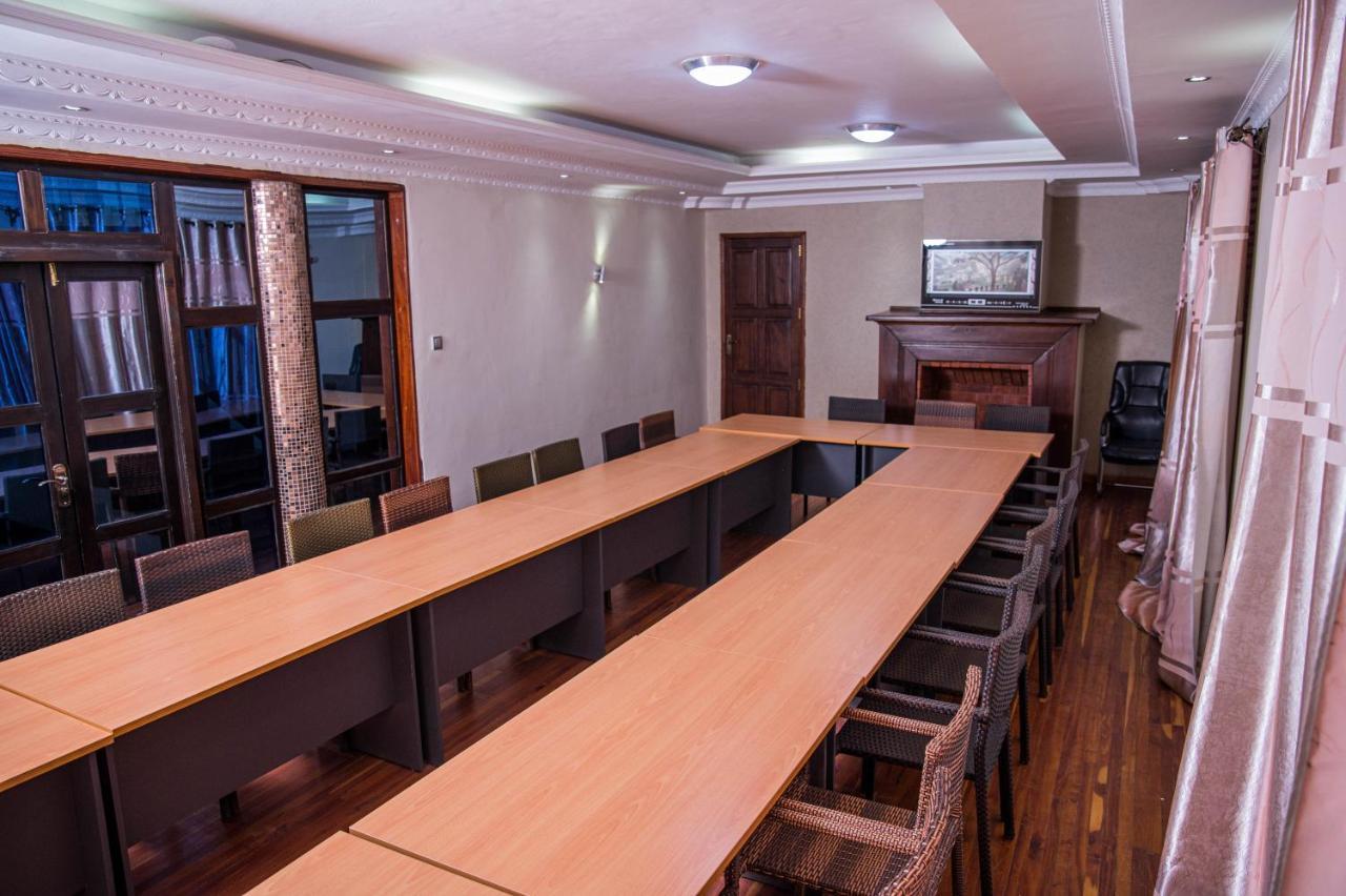 The Blixen & Hotel Nairobi