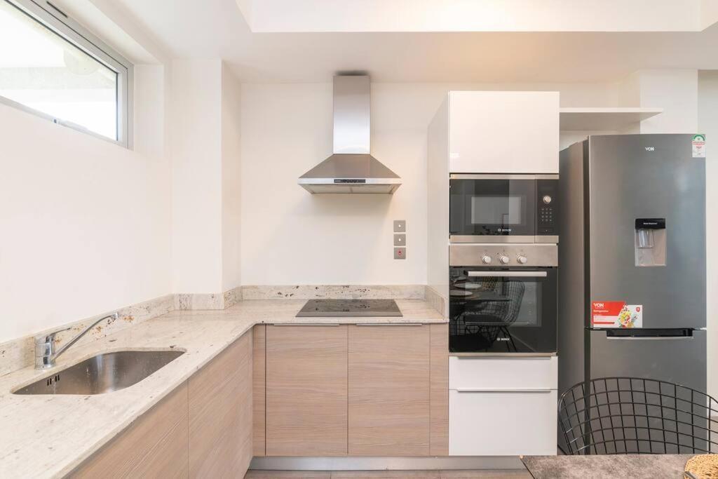 Apartment Capital White Mischief 3bed By Yourhost,nairobi
