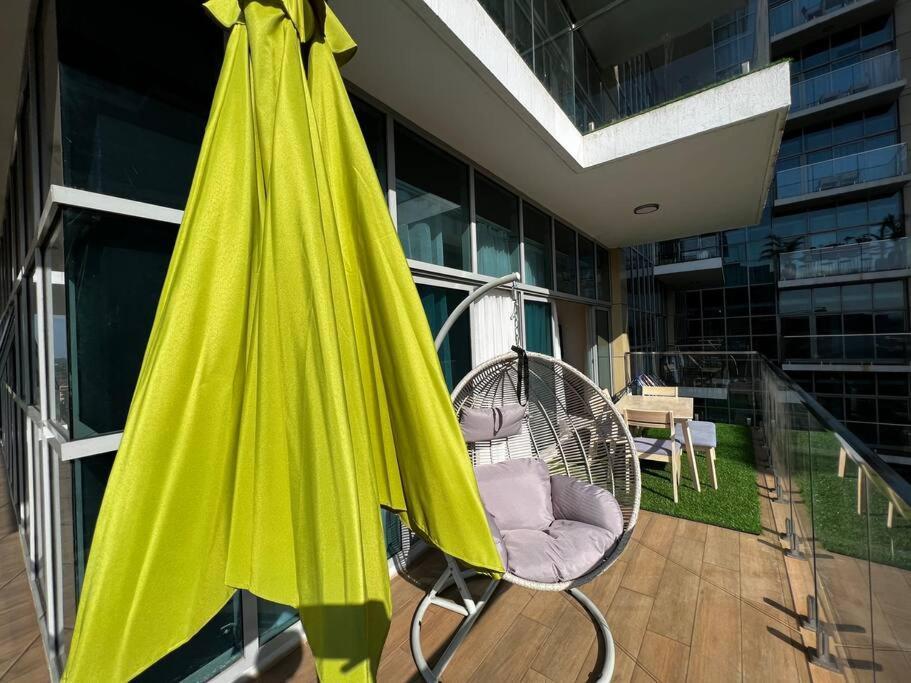 Homely & Spacious 2 Bd Apt At Skynest