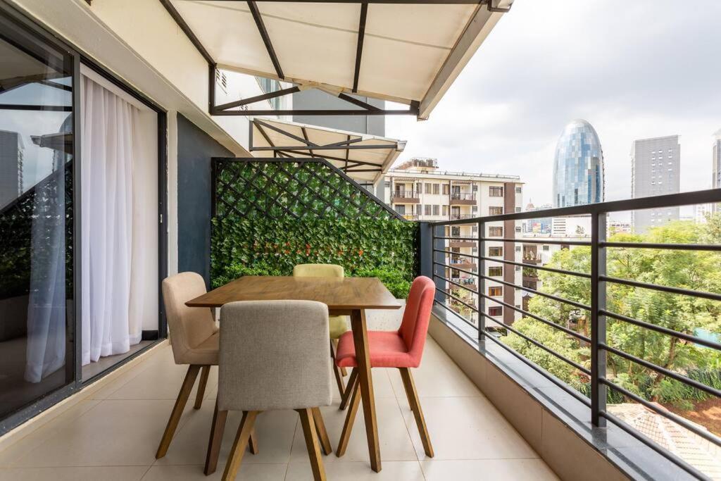 Spacious With Balcony At Escada Apartment Nairobi
