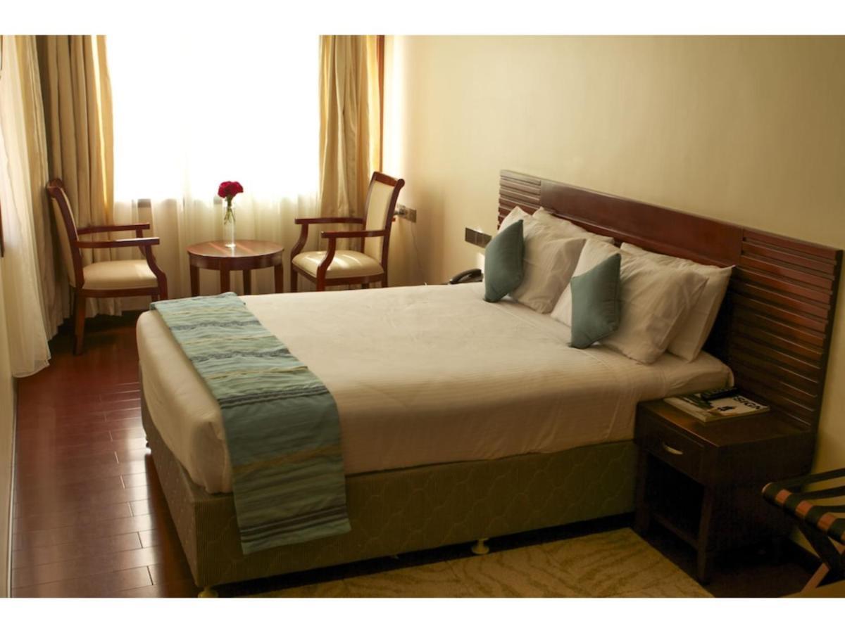 Hotel O'sinkirri Nairobi