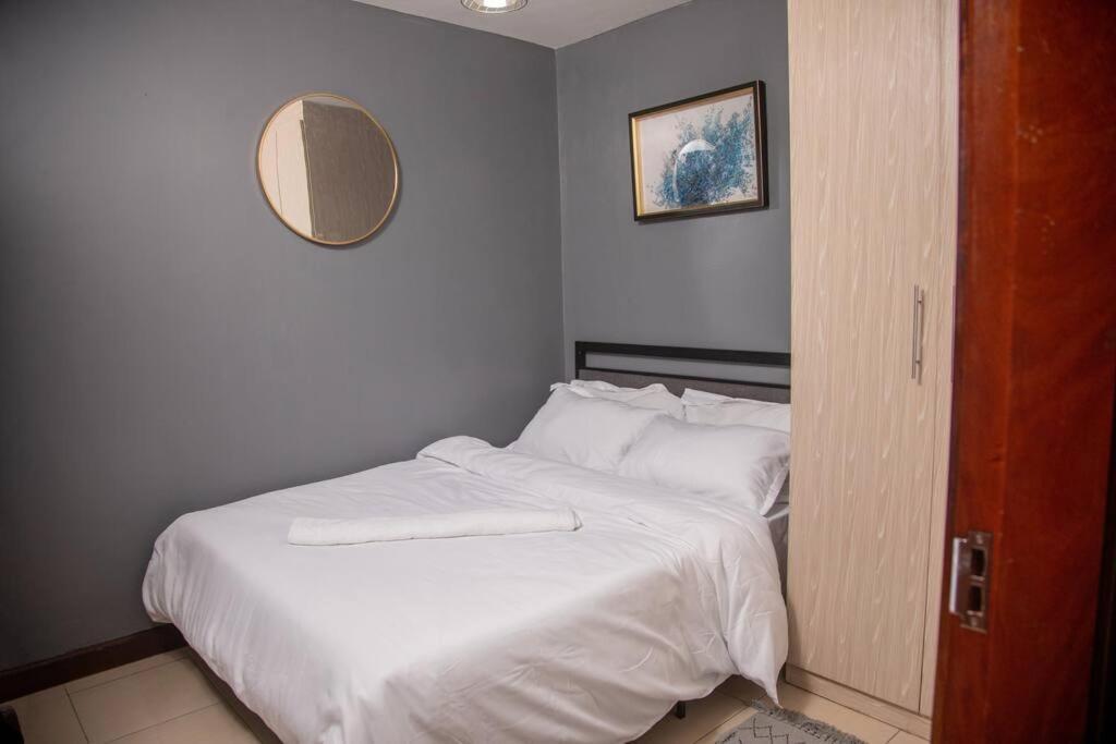 Madaraka 2 Bed With Rooftop Pool. Apartment *