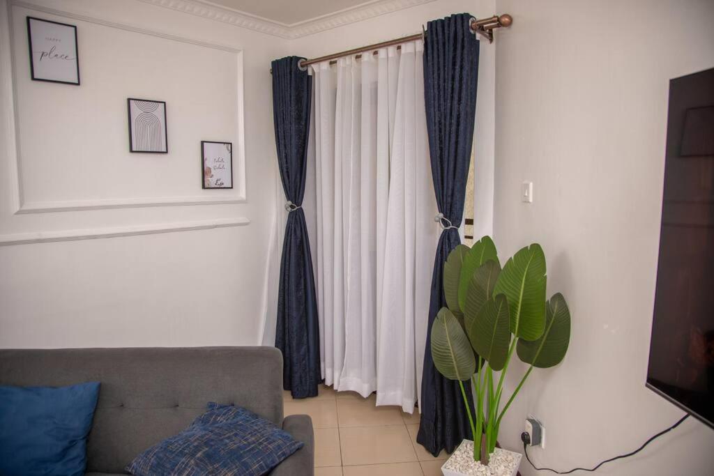 Apartment Madaraka 2 Bed With Rooftop Pool. *