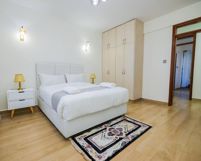 Urban Lifestyle 2br In Westlands 55inch, King & Queen Size Beds, Apartment