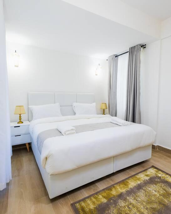 Urban Lifestyle 2br In Westlands 55inch, King & Queen Size Beds, *