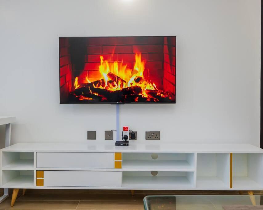 Urban Lifestyle 2br In Westlands 55inch, King & Queen Size Beds, Apartment *