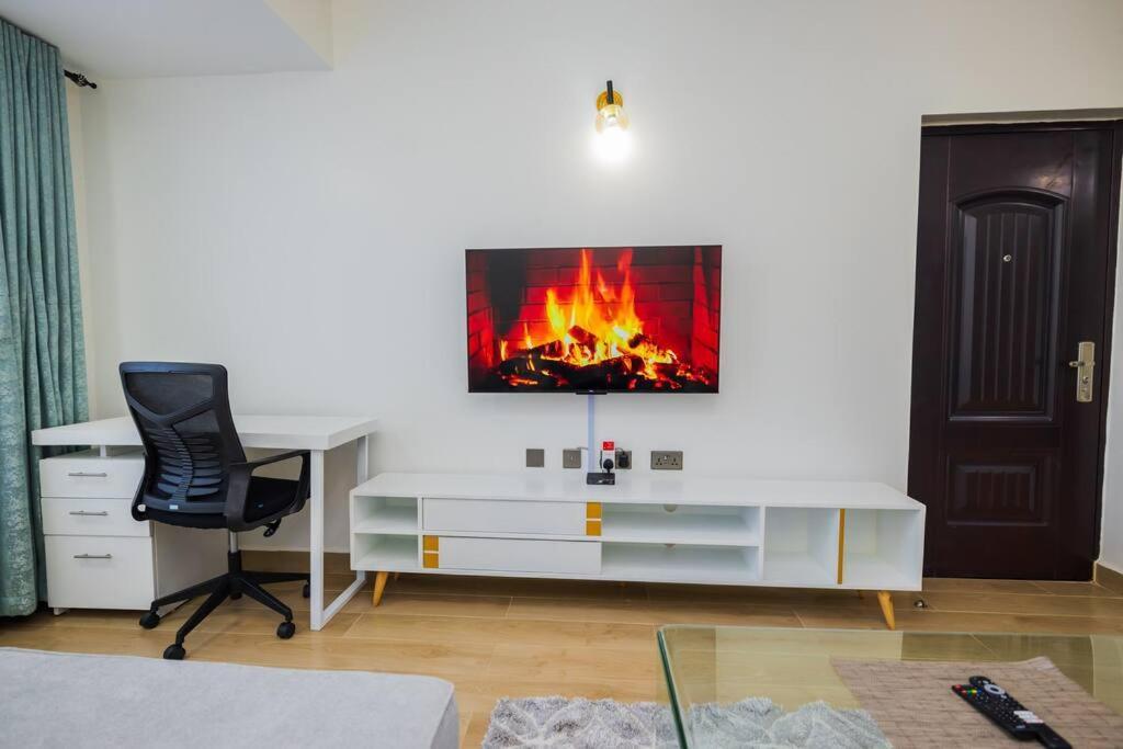 Apartment Urban Lifestyle 2br In Westlands 55inch, King & Queen Size Beds, *