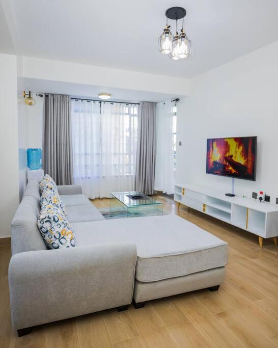 Apartment Urban Lifestyle 2br In Westlands 55inch, King & Queen Size Beds, Nairobi