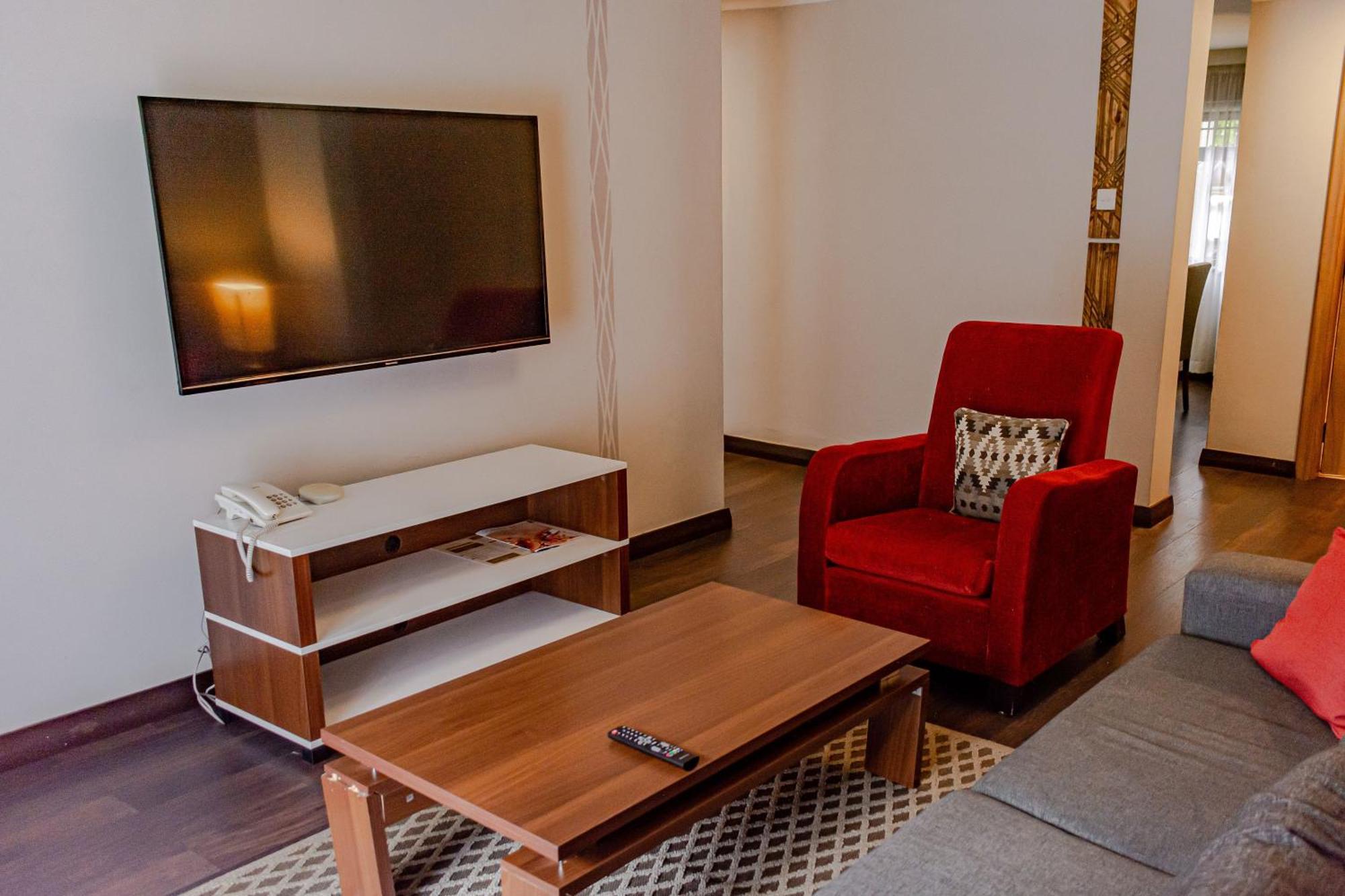 Heri Heights Apartments, Surestay Collection By Western Aparthotel 3*