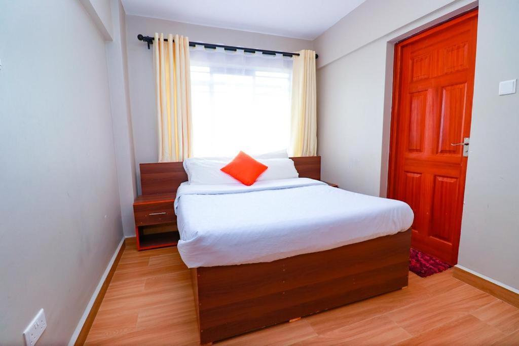 Guest house 2 Bedroom Near Trm Gate C *