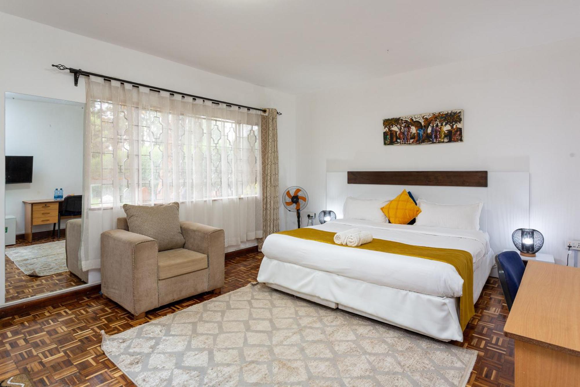 Bonsai Village Bed & Breakfast *