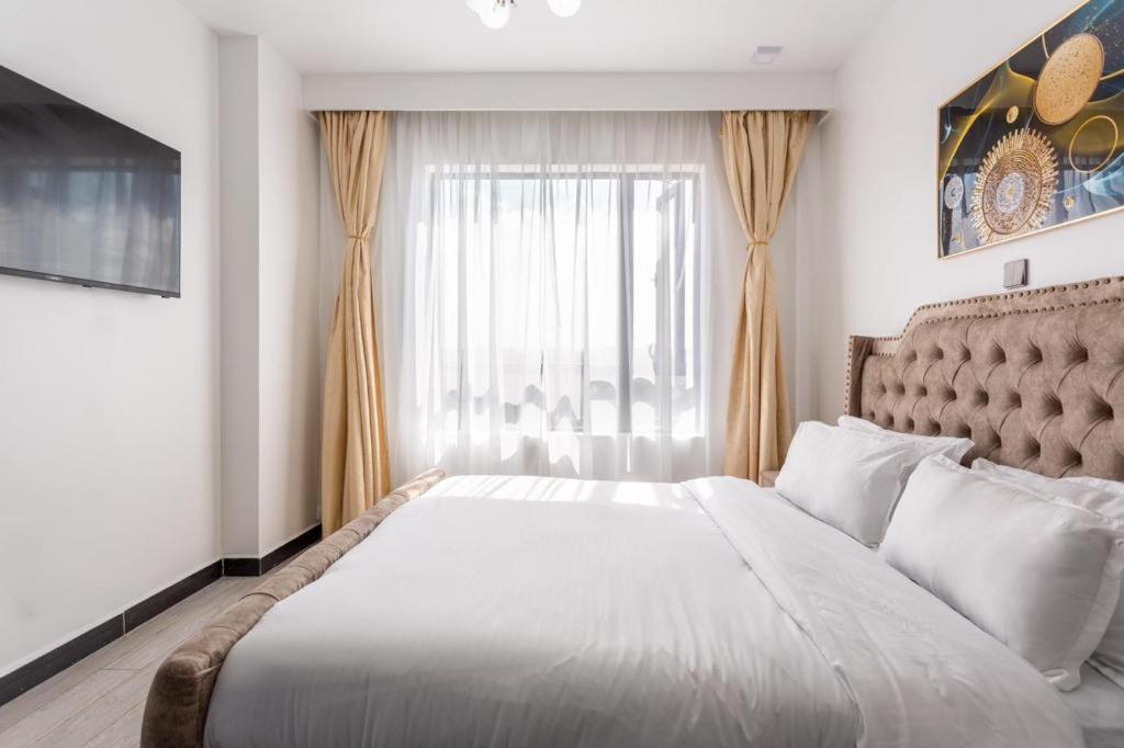 The Executive Three Bedroom With Amazing Views In Kilimani Nairobi