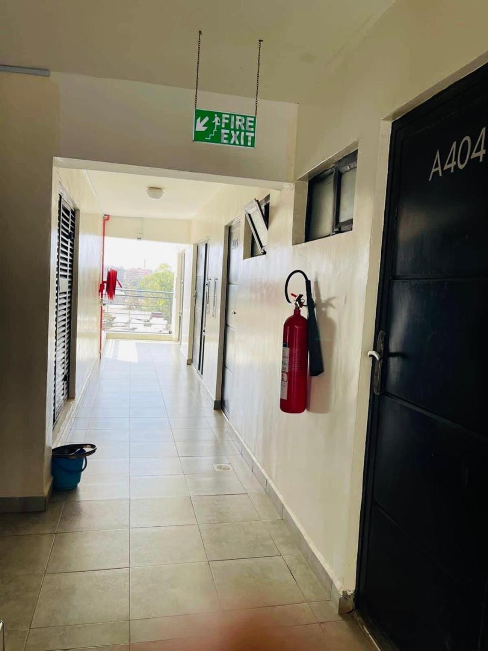 Tsavo Skywalk Guest house *
