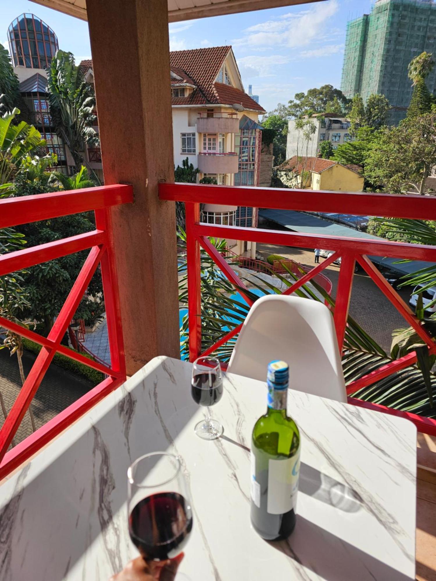 Cosy And Accessible 1br Penthouse With Terrace Apartment Nairobi