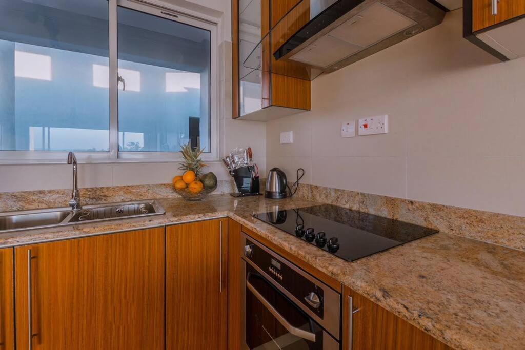 Apartment Elegant, Serene Furnished And Serviced Apartment. *