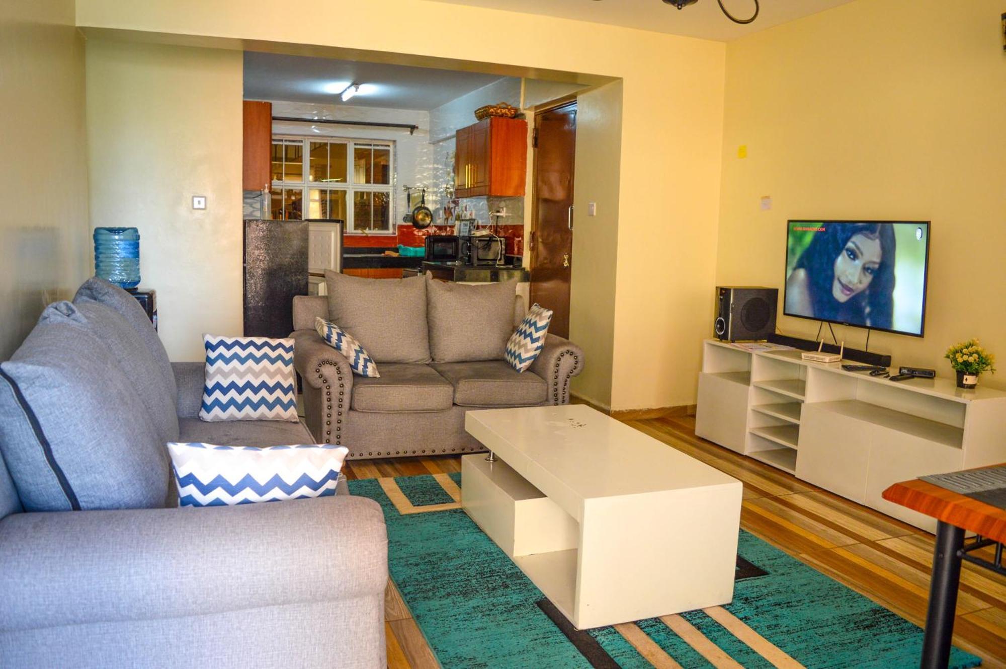 Roma - Prestigious Lifestyle 2 Bedroom Ensuite Opp Garden Mall Apartment *