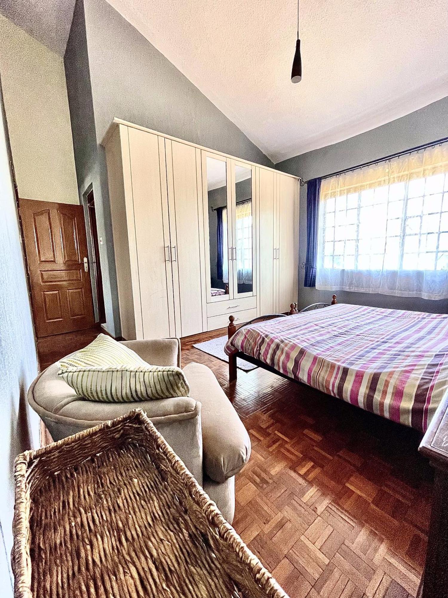 Westlands Escape-homestay