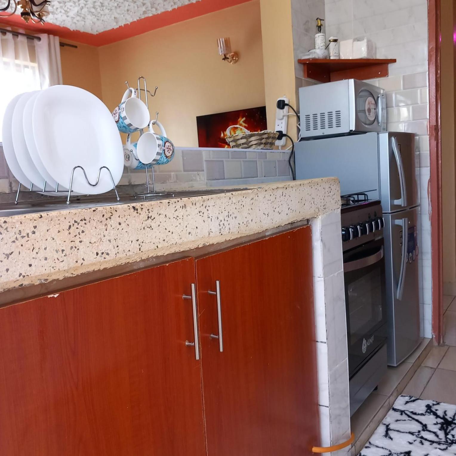 Guest house Pearl Roysambu One Bedroom