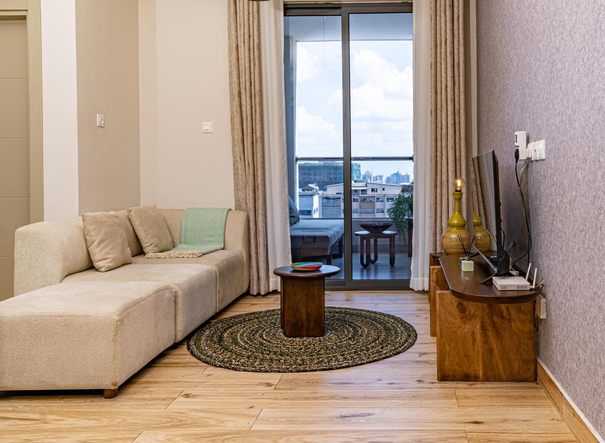 Elite One Bedroom Apartment,swimming Pool, Gym, Workspace ,wonderiss Homes Close Proximity To Gtc, Jw Mariott And Kempinski *