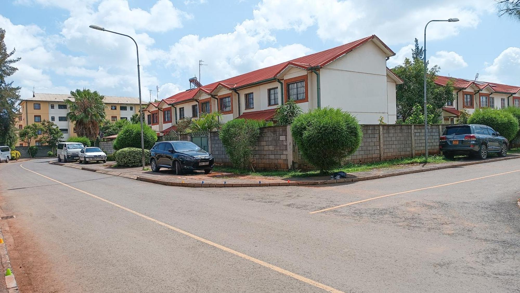 Rosa Luxury Near Jomo Kenyatta International Airport-jkia Holiday home