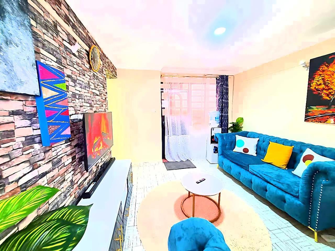 Tomarcs - Donholm, Umoja, Jacaranda,nasra Bed & Breakfast *