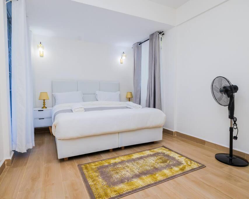 Urban Lifestyle 2br In Westlands 55inch, King & Queen Size Beds, Nairobi