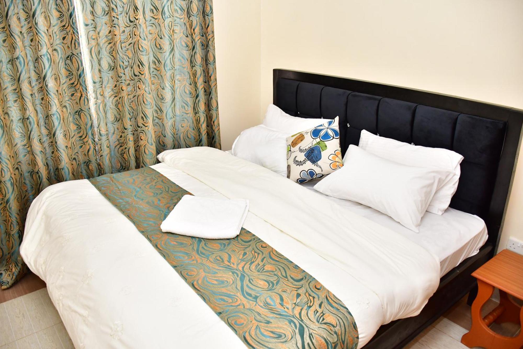 Bed & Breakfast Staycation By Bobo Nairobi
