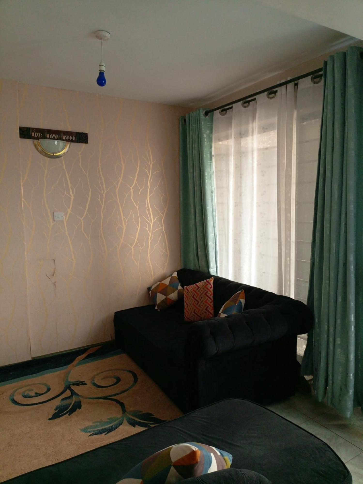 Secure 1 Bedroom + Lounge & 24hr Cafeteria Service Apartment