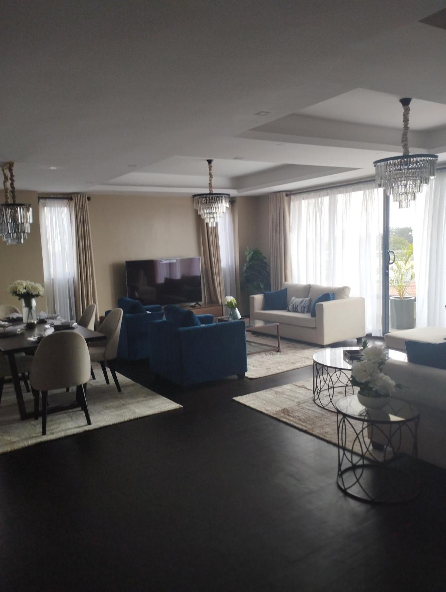 Apartment 4 Bedroom With Sq Duplex To Let In Lavingtone