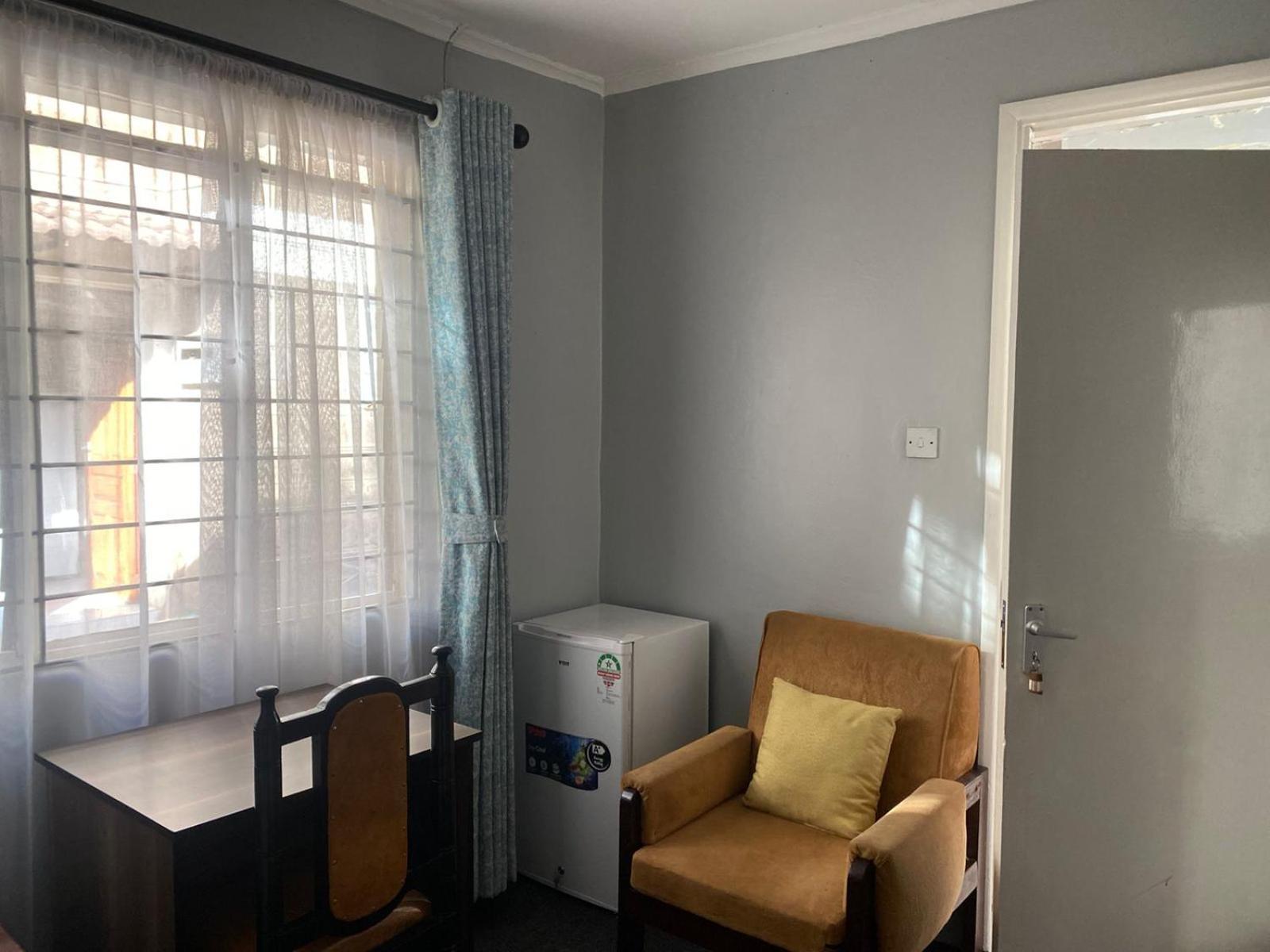 Quaint One Bedroom Near Main Airport Holiday home