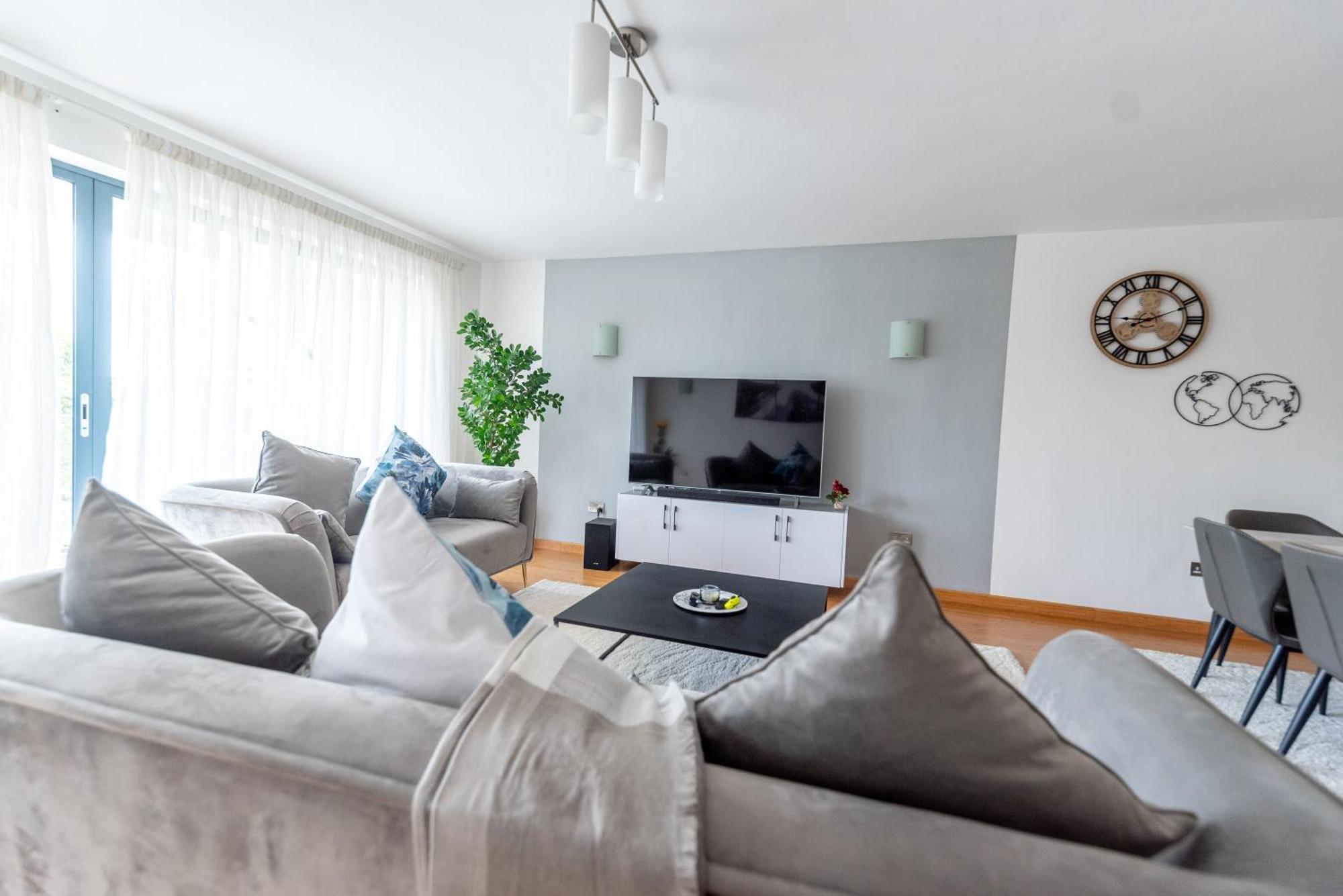 Apartment Garden By Sheline