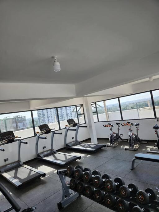 Gatundu Heights - Stylish New 2 Bed In Kileleshwa With Gym & Rooftop Terrace Apartment *