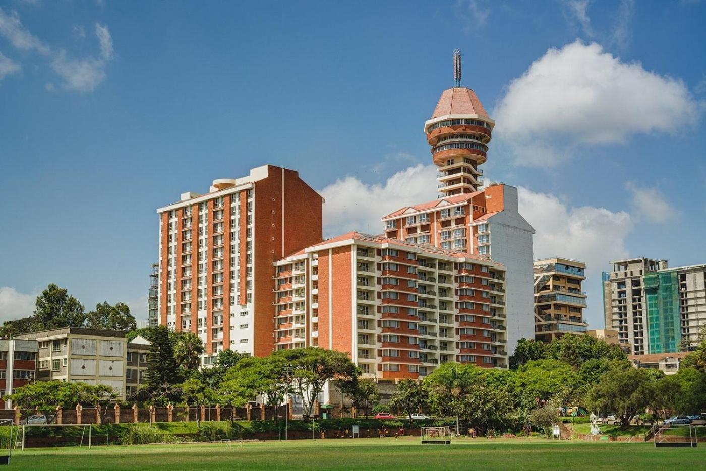 Apartment Azania 2 Bed Near Sarit Westlands *