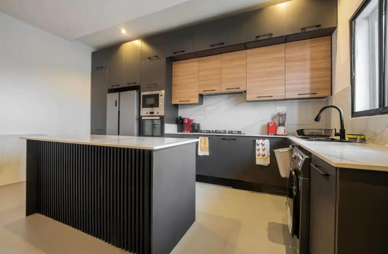 Riviera Apartment *