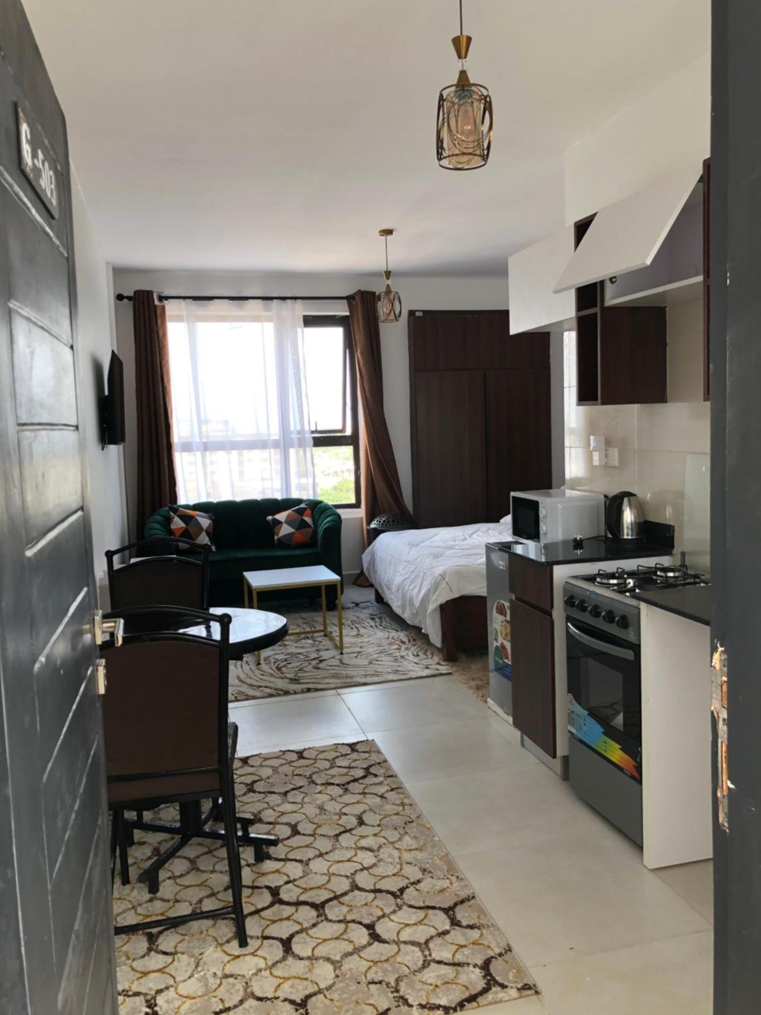 Apartamento Jade Studio At Enkang Apartments, Ngong Rd Near Junction Mall