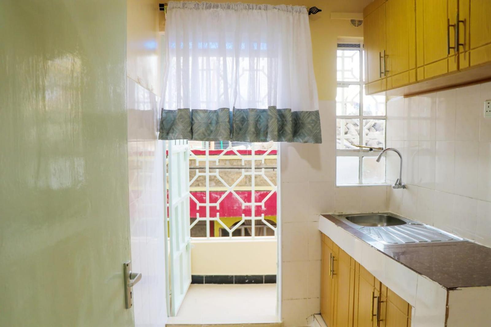 Dayo Suites And Hotel 4*