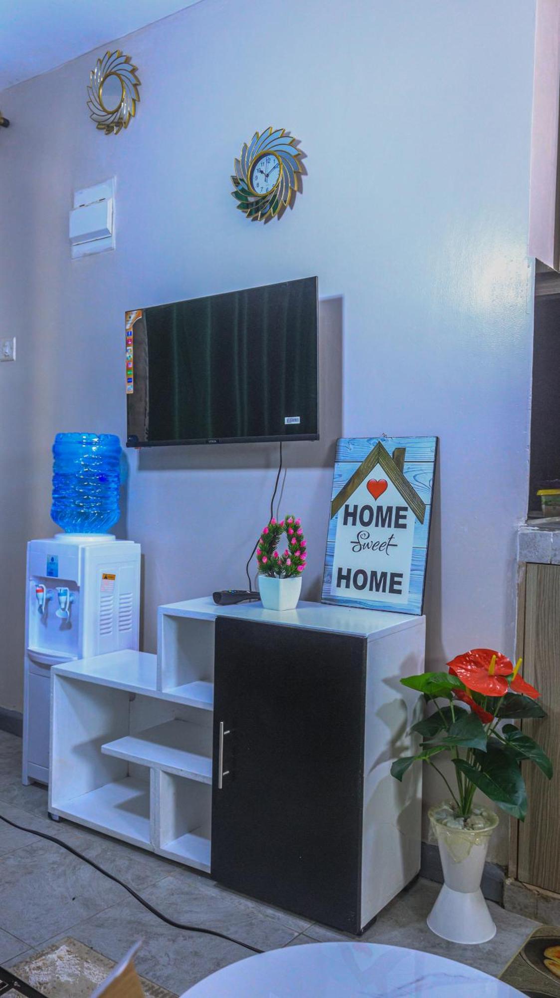 Amazing Cozy Studio Near Jkia Airport Apartment