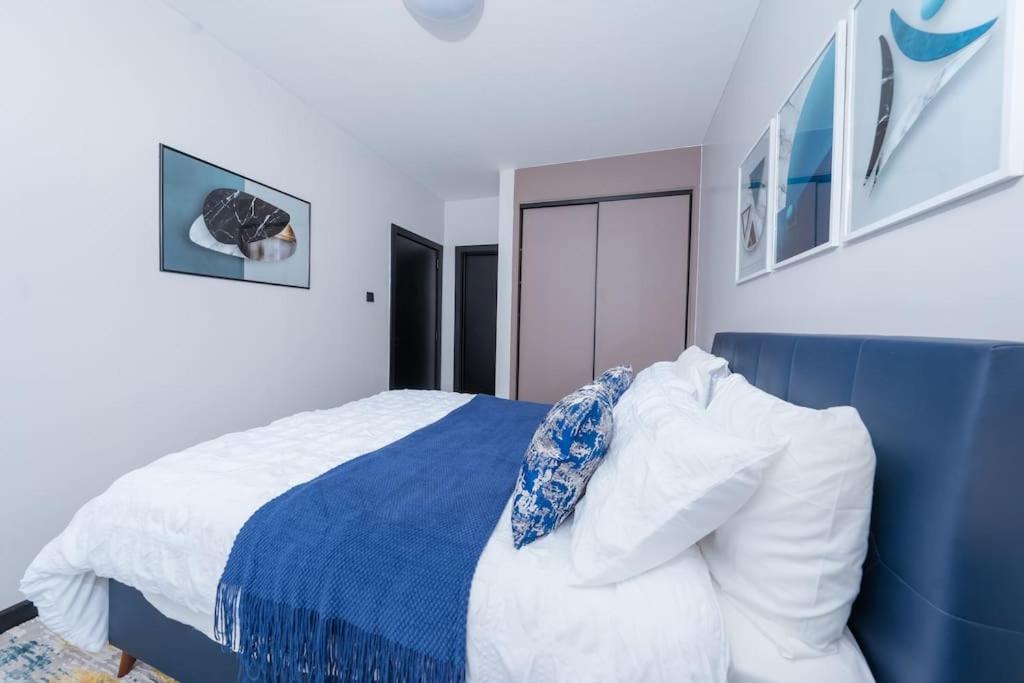 Apartment Lavish 2-bedroom Urban Sanctuary In Westlands *