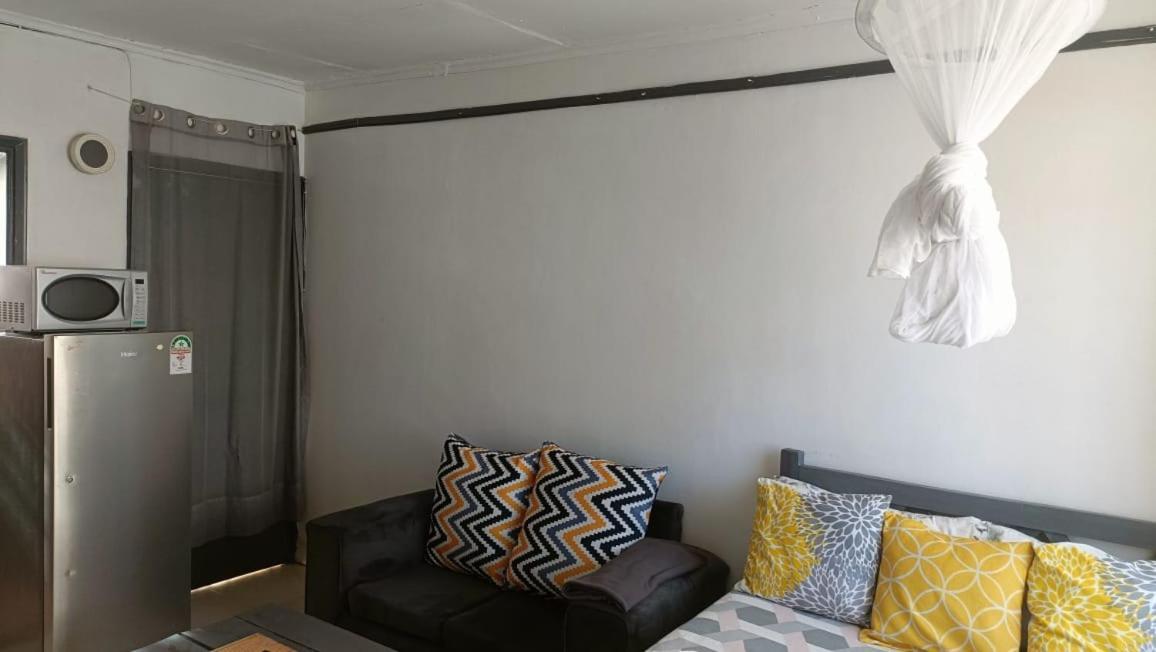Duplex Bedsitter