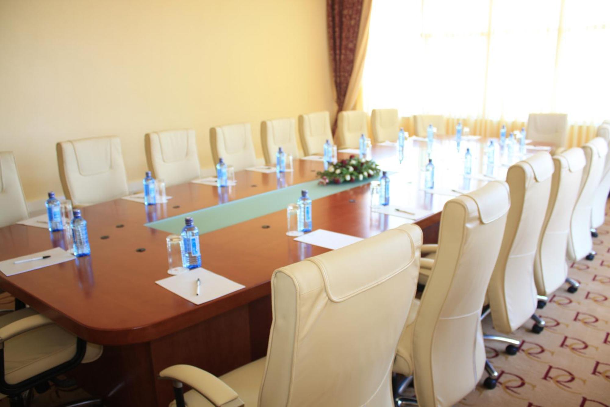 Boma Hotel 3*