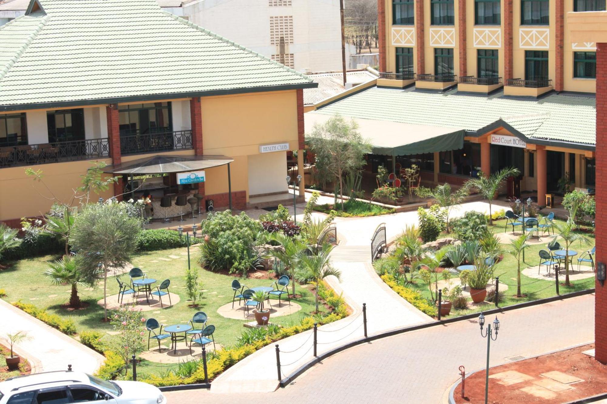 Boma Hotel 3*