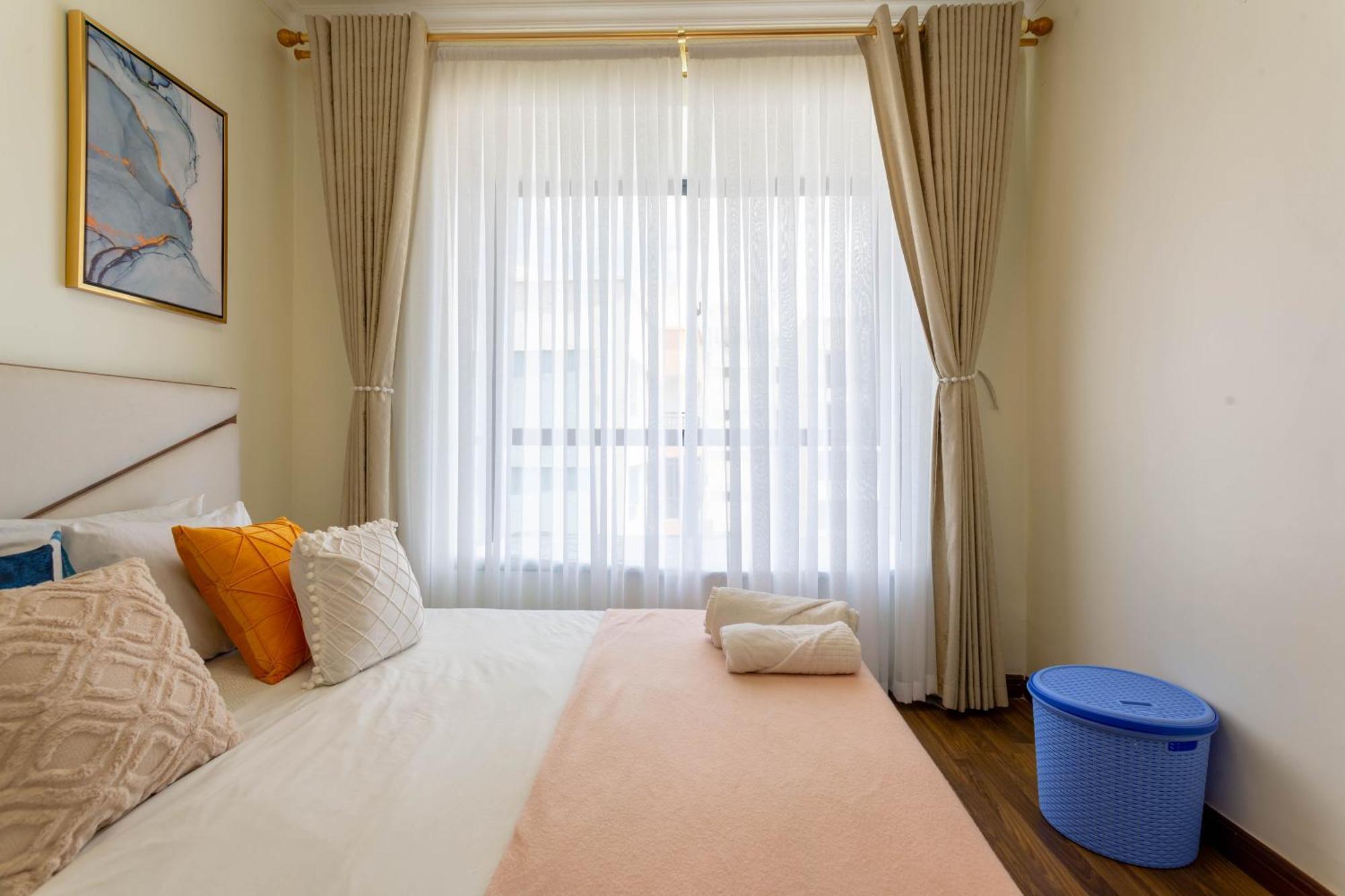 Two Bedroom Monroe Furnished Apartment *