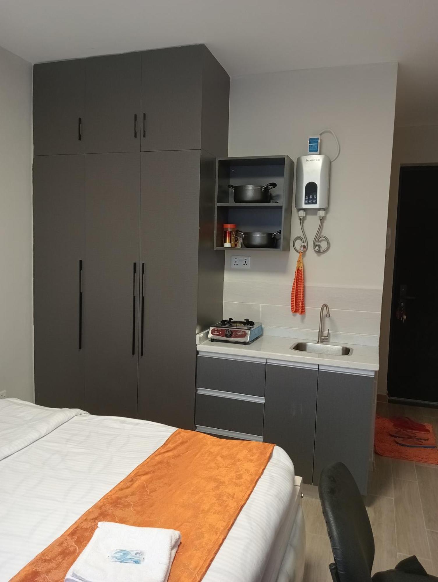 Royalty Cubes-jkia Capsule hotel