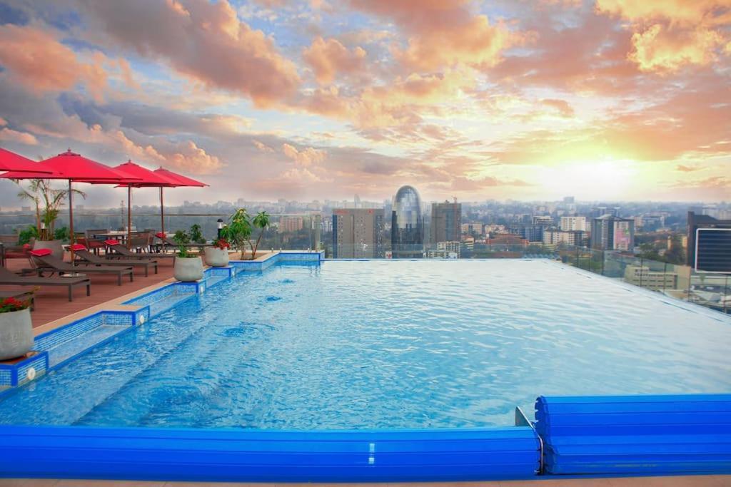 Skynest Luxurious 2br With Gym&pool *