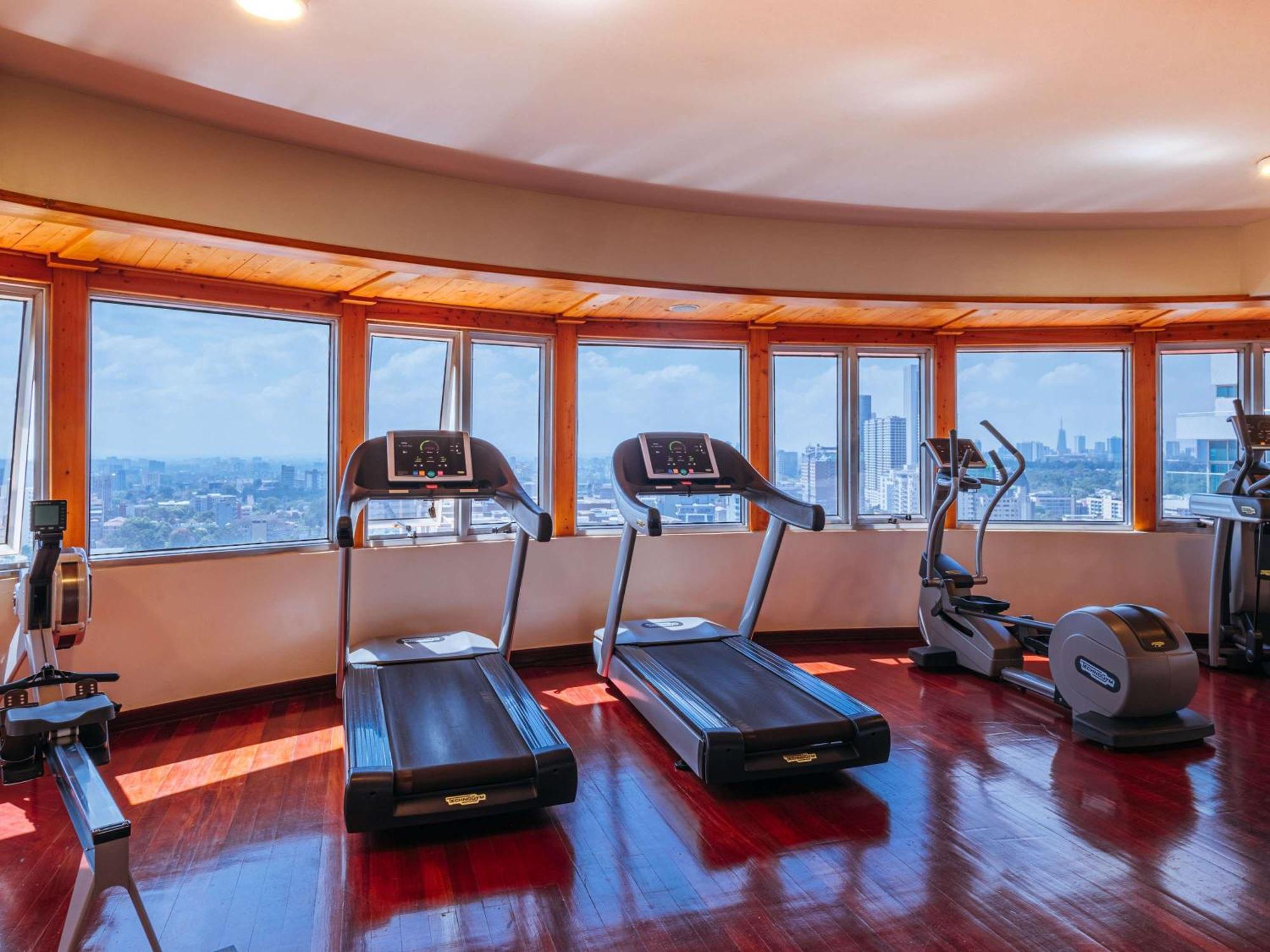 Moevenpick & Residences 5*