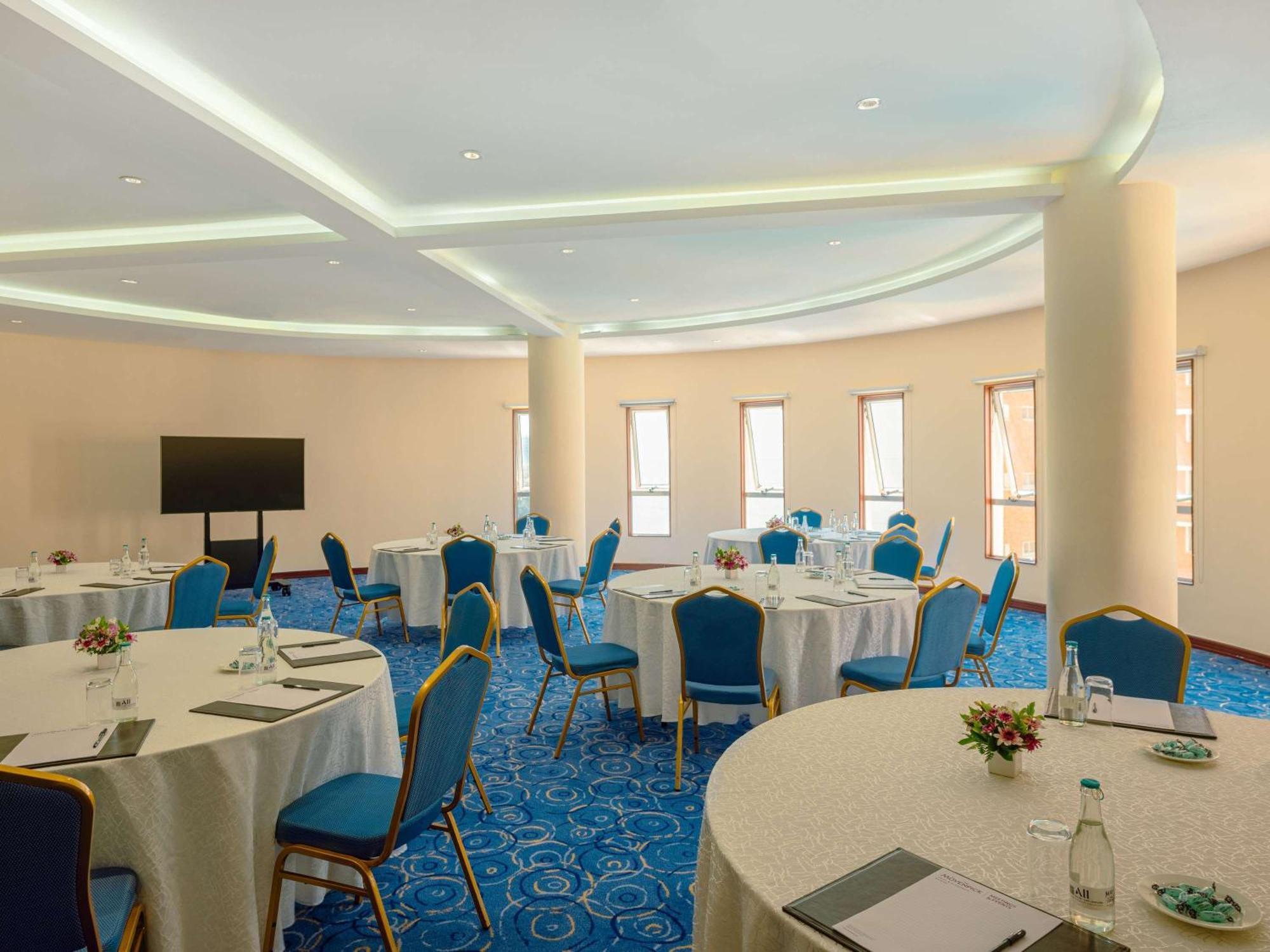 Hotel Moevenpick & Residences Nairobi