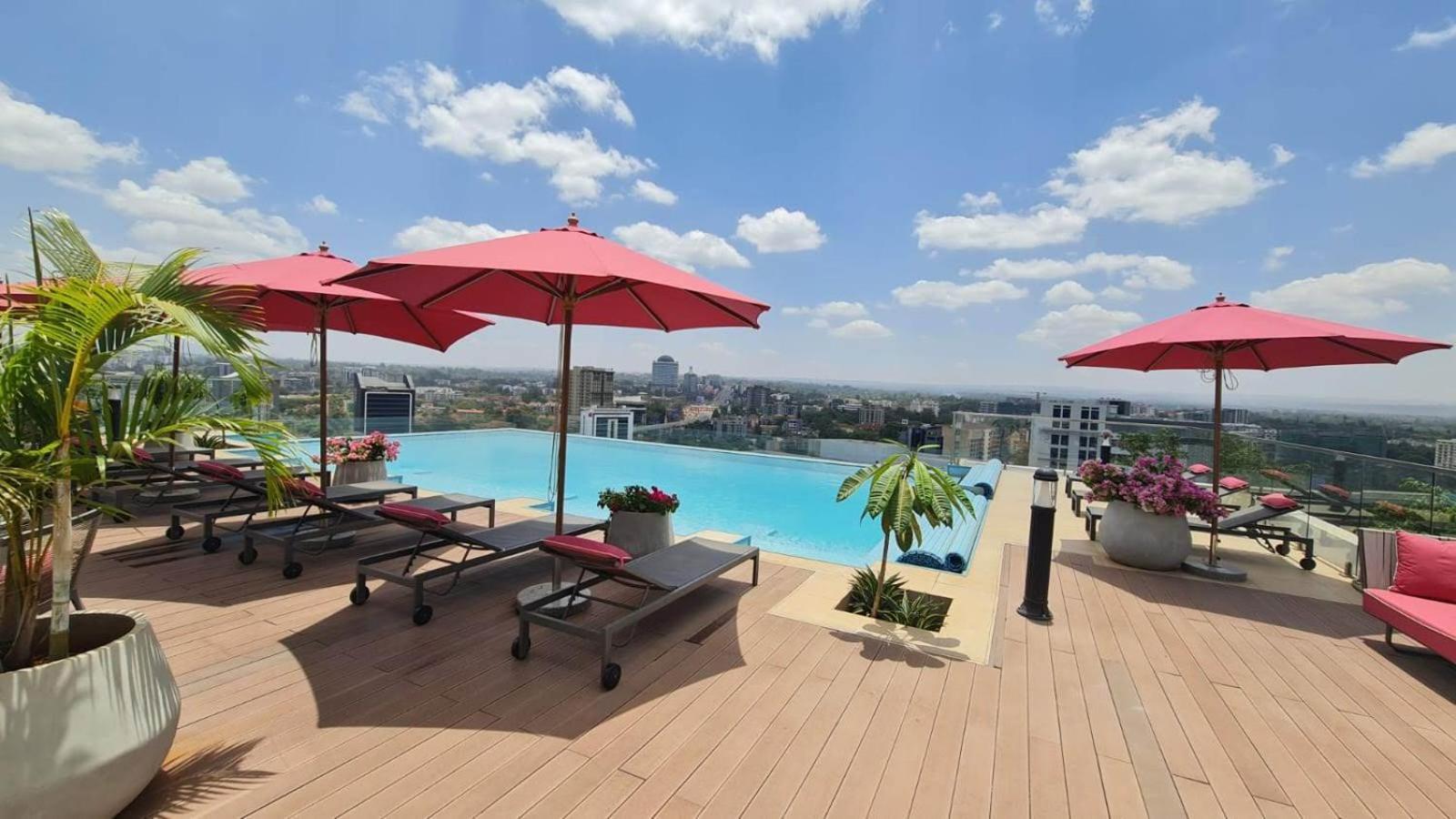 Skynest Luxurious 2br With Gym&pool Nairobi