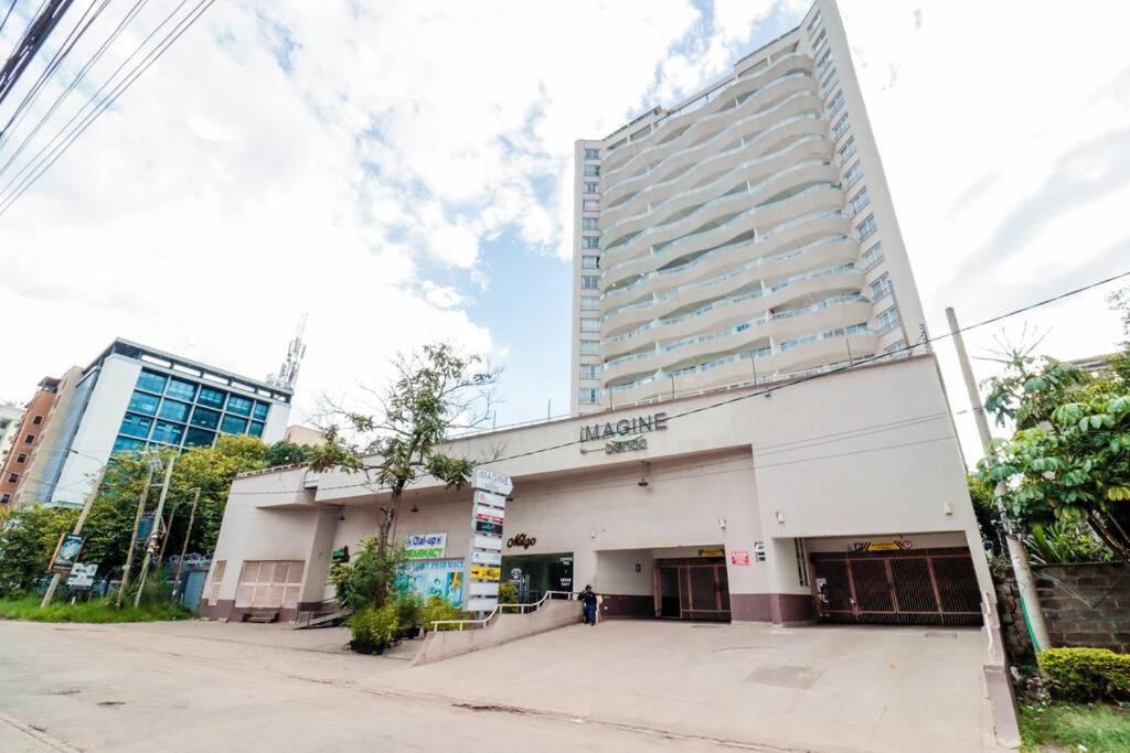 Luxury 2 Bdrm Ensuite In Kilimani With Balcony Views Apartment *