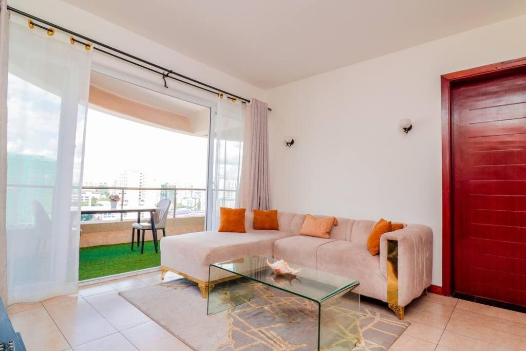 Luxury 2 Bdrm Ensuite In Kilimani With Balcony Views Apartment