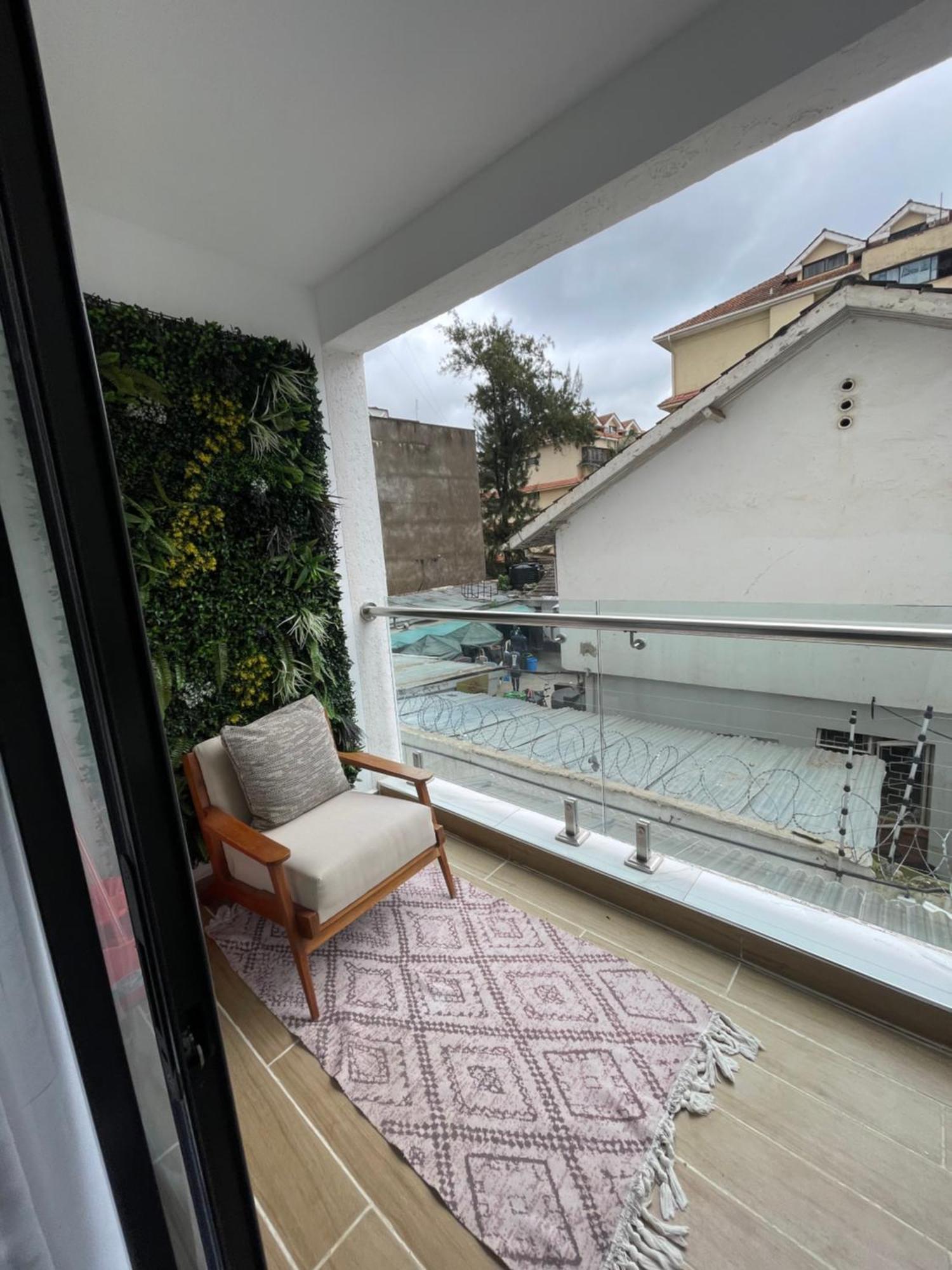 Elegant 1 Bedroom On Wood Avenue Apartment